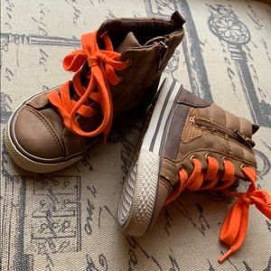Kids Gap sneakers